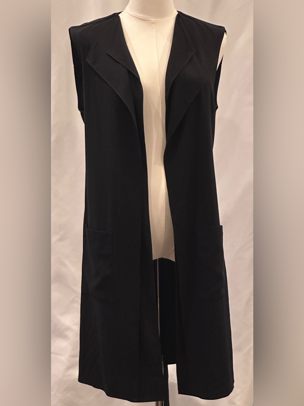 BCBGMaxAzria Black Sleeveless Longline Vest